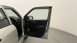Used 2011 Maruti Suzuki Swift [2011-2017] LXi Petrol Manual interior RIGHT FRONT DOOR OPEN VIEW