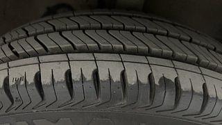 Used 2012 Maruti Suzuki Wagon R 1.0 [2010-2019] LXi Petrol Manual tyres RIGHT FRONT TYRE TREAD VIEW