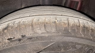 Used 2014 Hyundai Xcent [2014-2017] S (O) Diesel Diesel Manual tyres LEFT REAR TYRE TREAD VIEW