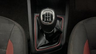 Used 2018 Hyundai i20 Active [2015-2020] 1.2 SX Petrol Manual interior GEAR  KNOB VIEW