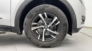 Used 2022 Mahindra XUV700 AX 3 Diesel AT 5 STR Diesel Automatic tyres RIGHT FRONT TYRE RIM VIEW