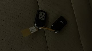 Used 2016 Honda City [2014-2017] VX CVT Petrol Automatic extra CAR KEY VIEW