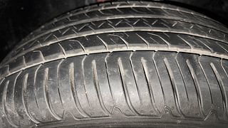 Used 2019 Mercedes-Benz GLA [2017-2020] 200 Urban Edition Petrol Automatic tyres RIGHT FRONT TYRE TREAD VIEW