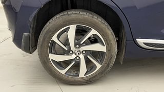 Used 2022 Toyota Glanza V Petrol Manual tyres RIGHT REAR TYRE RIM VIEW