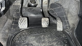 Used 2012 Maruti Suzuki Wagon R 1.0 [2010-2019] LXi Petrol Manual interior PEDALS VIEW