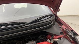 Used 2018 Hyundai i20 Active [2015-2020] 1.2 SX Petrol Manual engine ENGINE LEFT SIDE HINGE & APRON VIEW