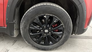 Used 2021 Maruti Suzuki Vitara Brezza [2020-2022] ZXI AT Petrol Automatic tyres RIGHT FRONT TYRE RIM VIEW