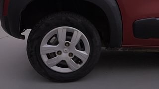 Used 2016 Renault Kwid [2015-2019] RXT Petrol Manual tyres RIGHT REAR TYRE RIM VIEW