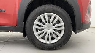 Used 2018 Mahindra KUV100 NXT K4+ 6 STR Petrol Manual tyres RIGHT FRONT TYRE RIM VIEW