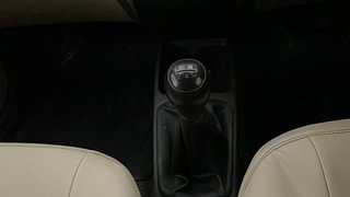 Used 2018 Hyundai Eon [2011-2018] Sportz Petrol Manual interior GEAR  KNOB VIEW