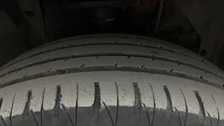 Used 2021 Maruti Suzuki Vitara Brezza [2020-2022] ZXI AT Petrol Automatic tyres RIGHT FRONT TYRE TREAD VIEW