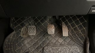 Used 2022 Toyota Glanza V Petrol Manual interior PEDALS VIEW