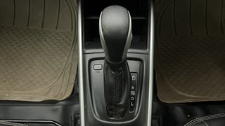 Used 2018 Maruti Suzuki Baleno [2015-2019] Alpha AT Petrol Petrol Automatic interior GEAR  KNOB VIEW
