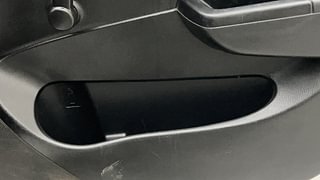 Used 2011 Maruti Suzuki Swift [2011-2017] LXi Petrol Manual top_features Door pockets