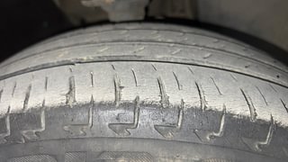 Used 2017 Maruti Suzuki Ignis Alpha MT Petrol Dual Tone Petrol Manual tyres RIGHT FRONT TYRE TREAD VIEW