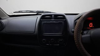 Used 2016 Renault Kwid [2015-2019] RXT Petrol Manual interior MUSIC SYSTEM & AC CONTROL VIEW