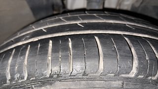 Used 2021 Renault Triber RXZ Petrol Manual tyres RIGHT FRONT TYRE TREAD VIEW