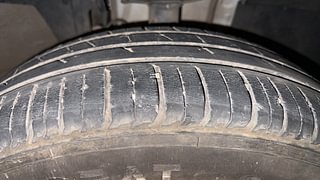 Used 2021 Renault Triber RXZ Petrol Manual tyres RIGHT FRONT TYRE TREAD VIEW
