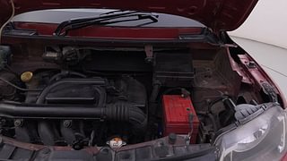 Used 2016 Renault Kwid [2015-2019] RXT Petrol Manual engine ENGINE LEFT SIDE HINGE & APRON VIEW