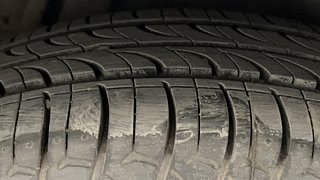 Used 2015 honda Jazz V CVT Petrol Automatic tyres LEFT REAR TYRE TREAD VIEW