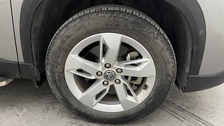 Used 2022 mg-motors Hector 1.5 Shine Petrol Turbo CVT Petrol Automatic tyres RIGHT FRONT TYRE RIM VIEW