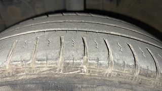 Used 2016 Toyota Etios [2010-2017] VD Diesel Manual tyres LEFT FRONT TYRE TREAD VIEW
