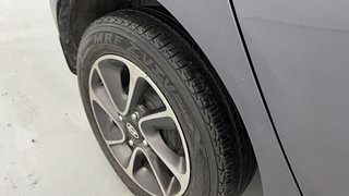 Used 2019 Hyundai Grand i10 [2017-2020] Sportz AT 1.2 Kappa VTVT Petrol Automatic dents MINOR DENT