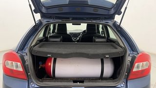 Used 2017 Maruti Suzuki Baleno [2015-2019] Zeta Petrol+CNG (Outside FItted) Petrol+cng Manual interior DICKY INSIDE VIEW