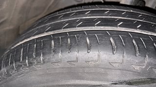 Used 2016 honda Jazz VX Petrol Manual tyres RIGHT FRONT TYRE TREAD VIEW