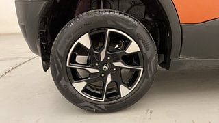 Used 2022 Tata Punch Accomplished Dazzle Pack AMT Petrol Automatic tyres RIGHT REAR TYRE RIM VIEW