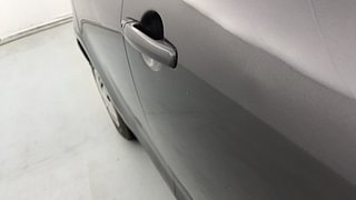 Used 2015 Maruti Suzuki Swift [2011-2017] VXi Petrol Manual dents MINOR DENT