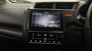 Used 2016 honda Jazz VX Petrol Manual top_features Integrated (in-dash) music system
