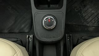 Used 2022 Renault Kwid 1.0 RXL AMT Petrol Automatic interior GEAR  KNOB VIEW