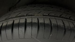 Used 2014 Hyundai i20 [2012-2014] Asta 1.4 CRDI Diesel Manual tyres LEFT REAR TYRE TREAD VIEW
