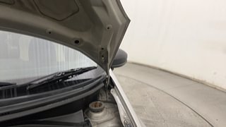 Used 2014 Honda Amaze [2013-2016] 1.2 VX i-VTEC Petrol Manual engine ENGINE LEFT SIDE HINGE & APRON VIEW