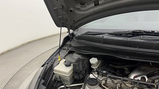 Used 2014 Hyundai i20 [2012-2014] Asta 1.4 CRDI Diesel Manual engine ENGINE RIGHT SIDE HINGE & APRON VIEW