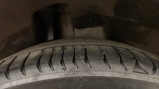 Used 2016 Skoda Superb [2016-2019] L&K TSI AT Petrol Automatic tyres RIGHT REAR TYRE TREAD VIEW