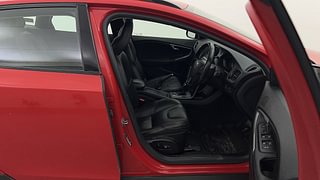 Used 2016 Volvo V40 Cross Country [2013-2018] T4 Momentum Petrol Automatic interior RIGHT SIDE FRONT DOOR CABIN VIEW