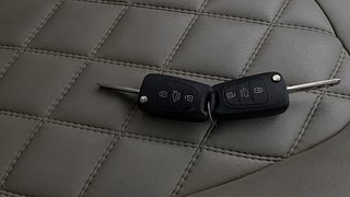 Used 2011 Hyundai i20 [2008-2012] Asta 1.2 Petrol Manual extra CAR KEY VIEW