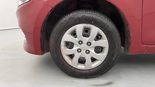 Used 2015 Hyundai Elite i20 [2014-2018] Magna 1.2 Petrol Manual tyres LEFT FRONT TYRE RIM VIEW