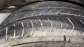 Used 2022 Honda Amaze 1.2 VX CVT i-VTEC Petrol Automatic tyres RIGHT REAR TYRE TREAD VIEW