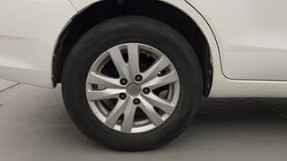 Used 2016 Maruti Suzuki Ertiga [2015-2018] ZXI Petrol Manual tyres RIGHT REAR TYRE RIM VIEW