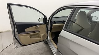 Used 2014 Honda Amaze [2013-2016] 1.2 VX i-VTEC Petrol Manual interior LEFT FRONT DOOR OPEN VIEW