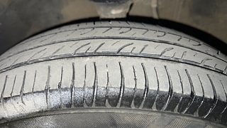 Used 2013 Maruti Suzuki Alto 800 [2012-2016] Lxi Petrol Manual tyres LEFT FRONT TYRE TREAD VIEW