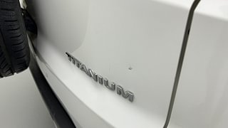 Used 2016 Ford EcoSport [2015-2017] Titanium 1.5L Ti-VCT AT Petrol Automatic dents MINOR DENT