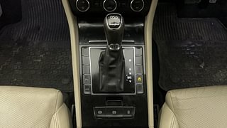 Used 2016 Skoda Superb [2016-2019] L&K TSI AT Petrol Automatic interior GEAR  KNOB VIEW