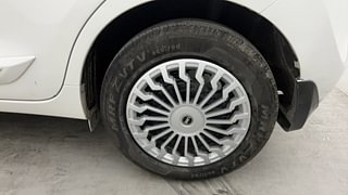 Used 2016 Maruti Suzuki Baleno [2015-2019] Delta AT Petrol Petrol Automatic tyres LEFT REAR TYRE RIM VIEW