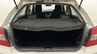 Used 2017 Maruti Suzuki Baleno [2015-2019] Zeta AT Petrol Petrol Automatic interior DICKY INSIDE VIEW