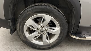 Used 2022 mg-motors Hector 1.5 Shine Petrol Turbo CVT Petrol Automatic tyres RIGHT REAR TYRE RIM VIEW