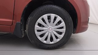 Used 2010 Maruti Suzuki Swift [2007-2011] VXi Petrol Manual tyres RIGHT FRONT TYRE RIM VIEW